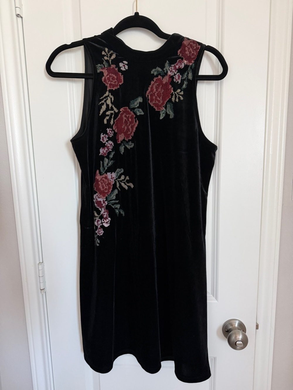 MACA Black Velvet Mini Dress with Rose Embroidery